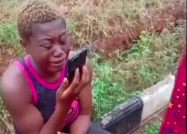 ANAMBRAweeping woman
